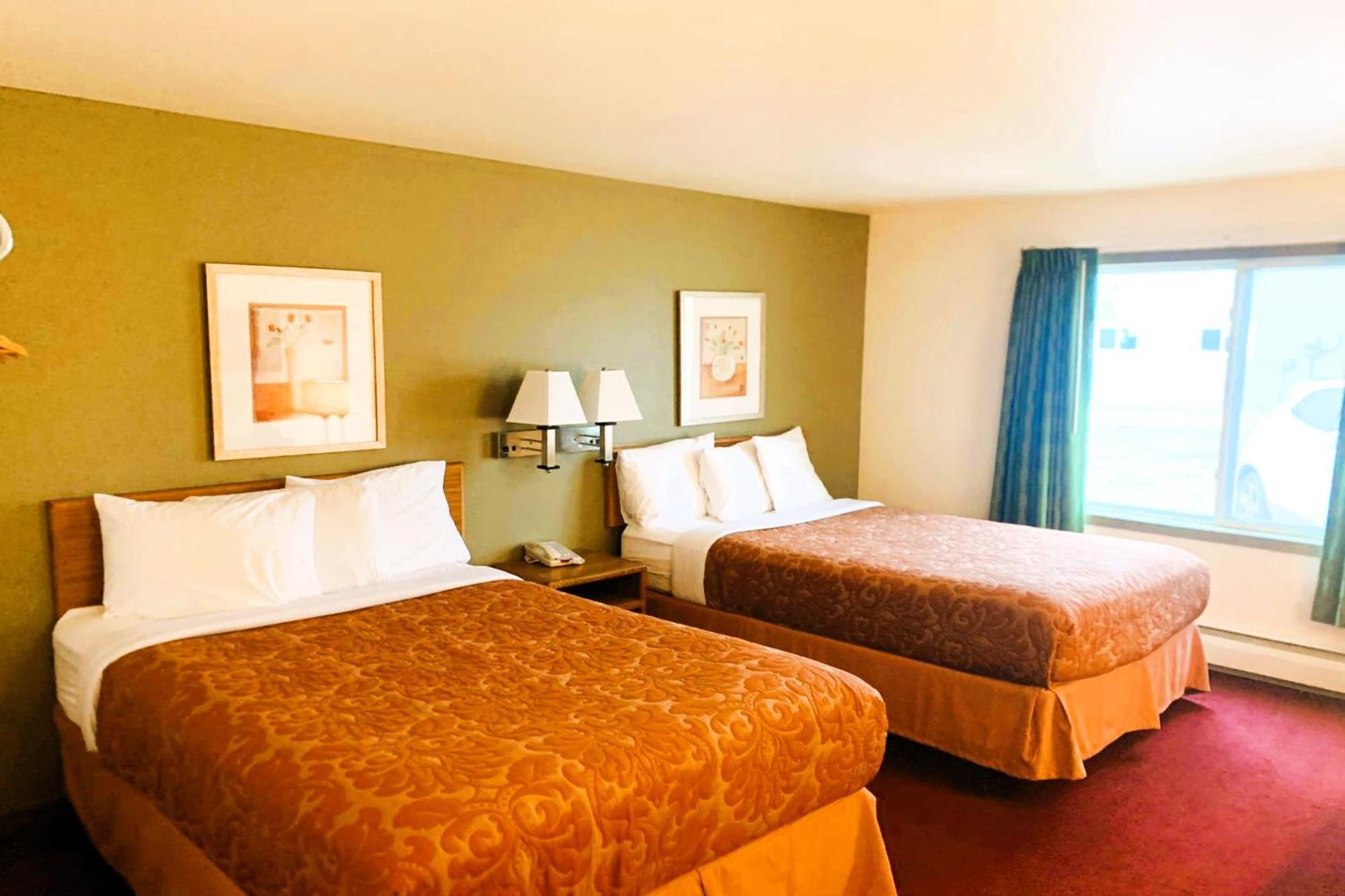 Love Hotels Staples By Oyo At Hwy 10 Mn Motley Εξωτερικό φωτογραφία